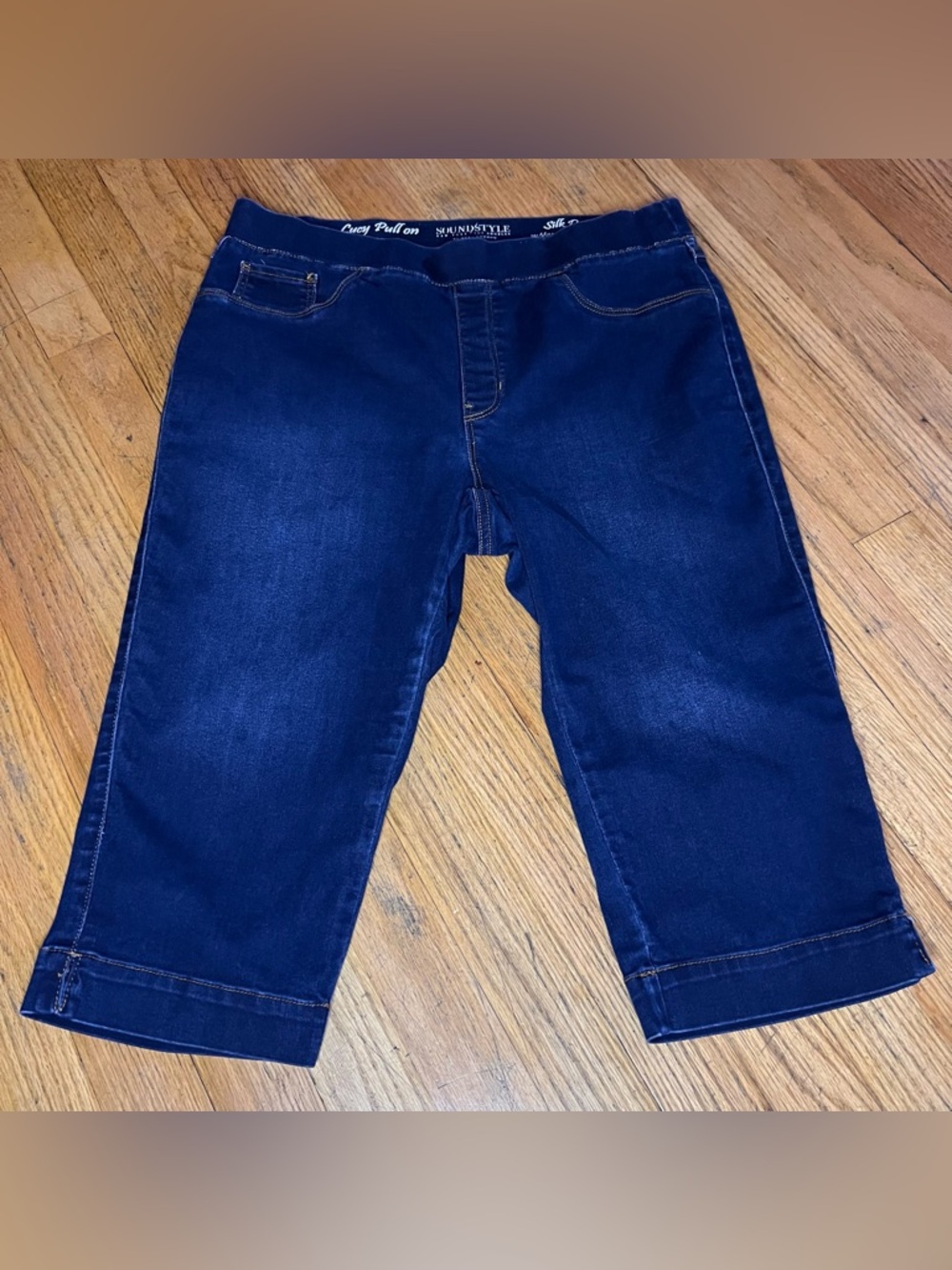 Sound/Style Lucy Pull On Skimmer Dark Wash Denim Capris